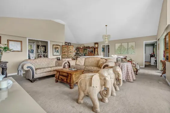 4415 Woodcrest Road, West Vancouver For Sale - image 6
