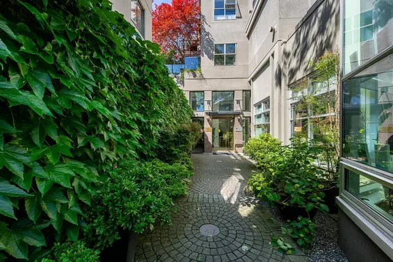 401 1765 Marine Drive, West Vancouver For Sale - image 24