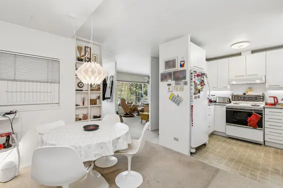 1222 Rosewood Crescent, North Vancouver For Sale - image 10