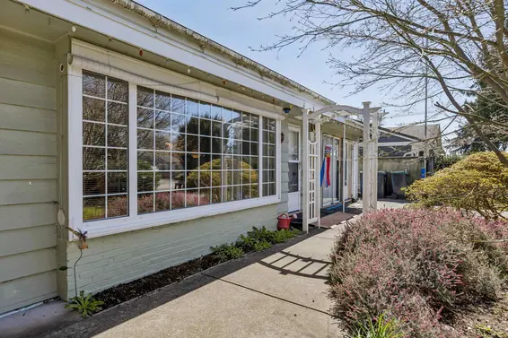 1222 Rosewood Crescent, North Vancouver For Sale - image 14