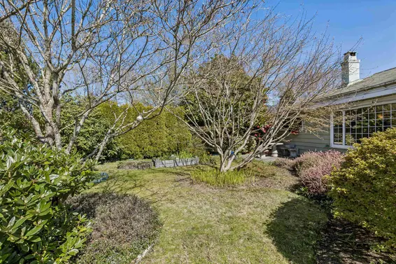 1222 Rosewood Crescent, North Vancouver For Sale - image 19