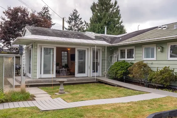 1222 Rosewood Crescent, North Vancouver For Sale - image 36