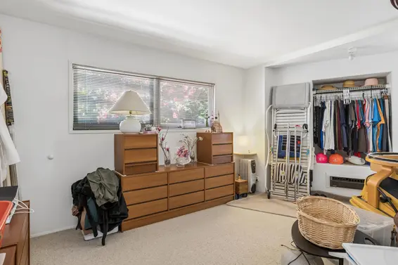 1222 Rosewood Crescent, North Vancouver For Sale - image 6