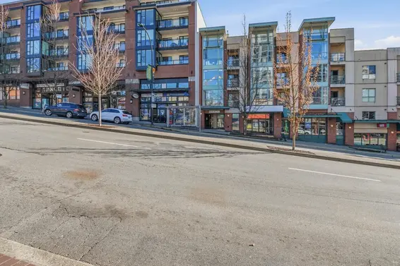 403 212 Lonsdale Avenue, North Vancouver