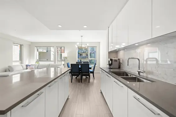 308 2663 Library Lane, North Vancouver
