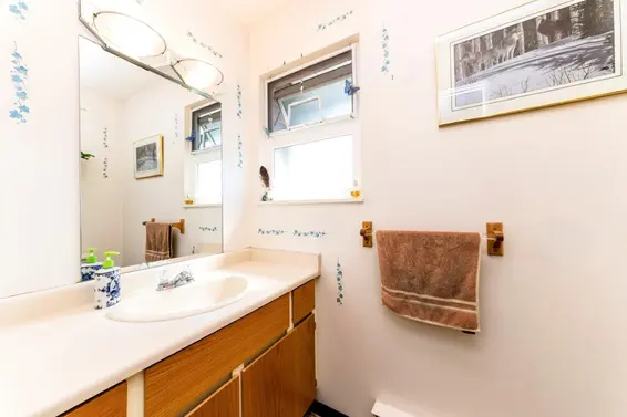 1 230 West 13Th Street, North Vancouver For Sale - image 14