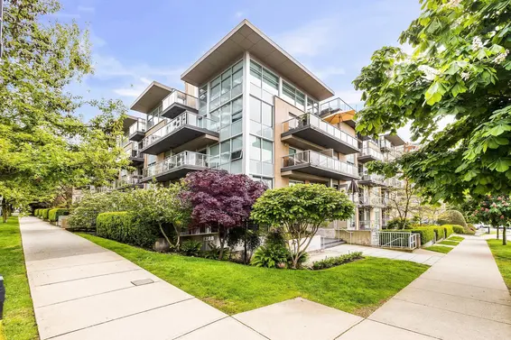 207 1288 Chesterfield Avenue, North Vancouver