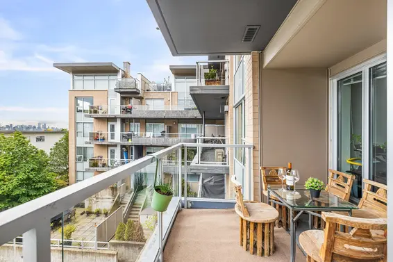 207 1288 Chesterfield Avenue, North Vancouver For Sale - image 7