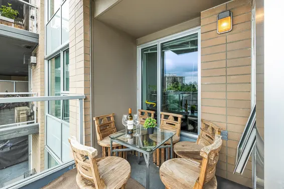 207 1288 Chesterfield Avenue, North Vancouver For Sale - image 9
