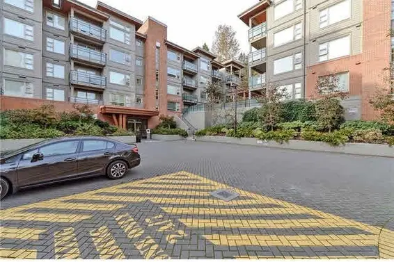 313 1677 Lloyd Avenue, North Vancouver
