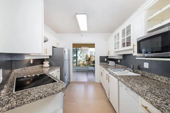 201 588 16th Street, West Vancouver For Sale - image 14