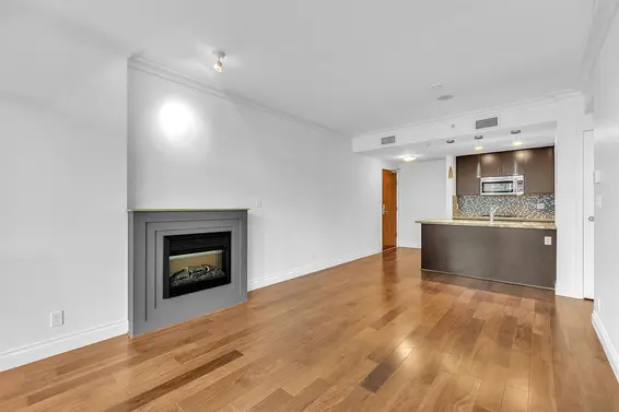901 172 Victory Ship Way, North Vancouver For Sale - image 16