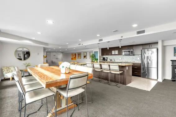 901 172 Victory Ship Way, North Vancouver For Sale - image 32