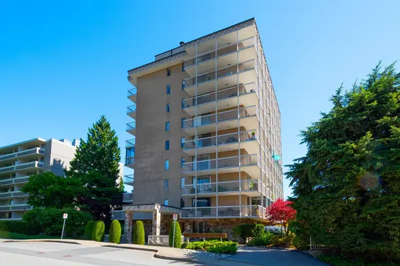 402 1390 Duchess Avenue, West Vancouver For Sale - image 1