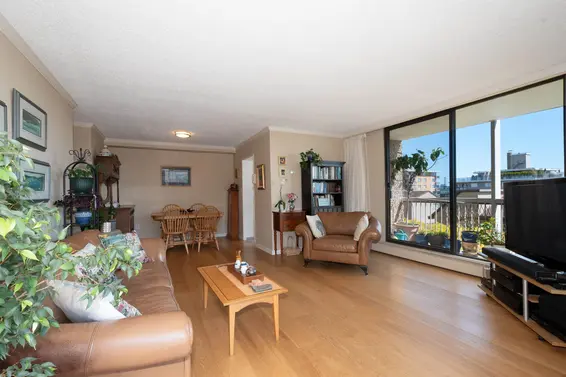 402 1390 Duchess Avenue, West Vancouver For Sale - image 6