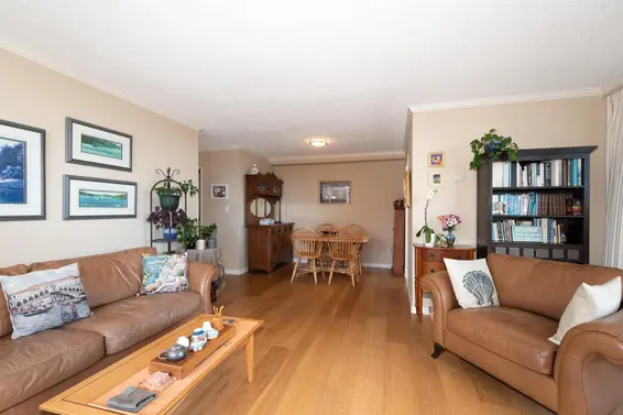 402 1390 Duchess Avenue, West Vancouver For Sale - image 9