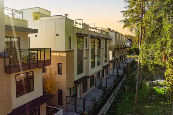 112 2050 Glenaire Drive, North Vancouver For Sale - image 3