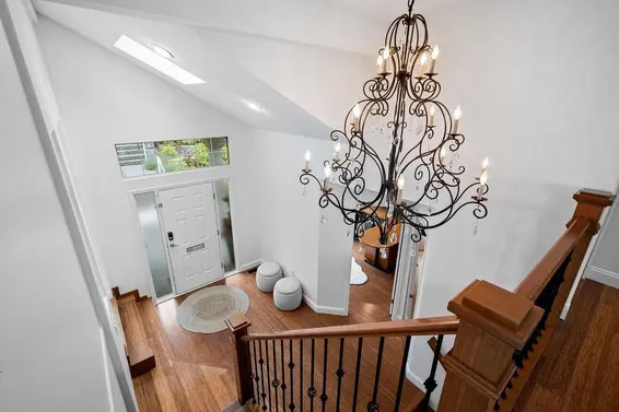 163 East St. James Road, North Vancouver For Sale - image 16
