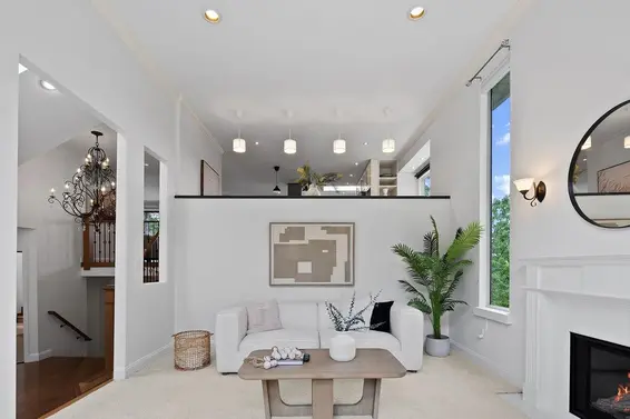 163 East St. James Road, North Vancouver For Sale - image 18