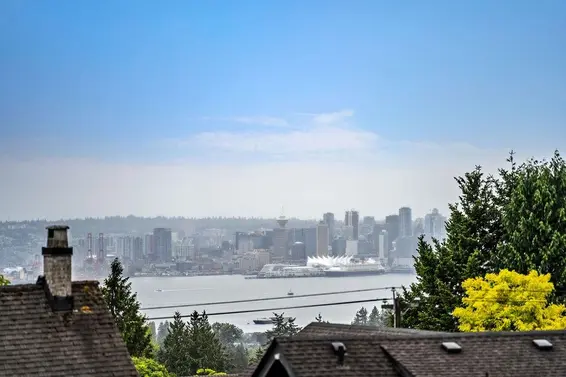 163 East St. James Road, North Vancouver For Sale - image 2