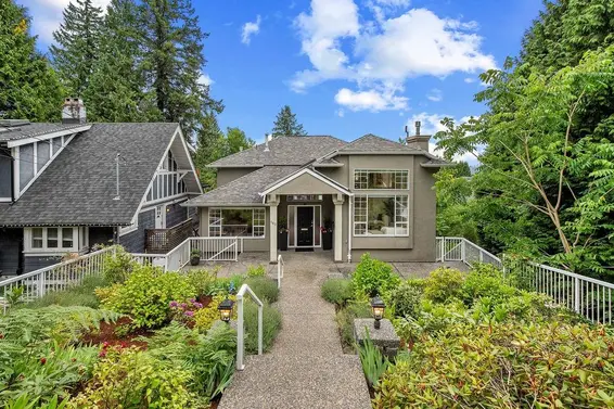 163 East St. James Road, North Vancouver For Sale - image 3