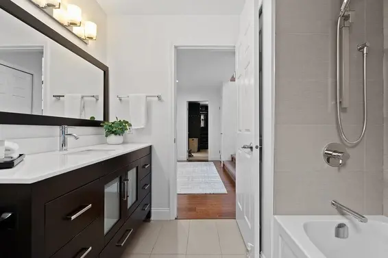 163 East St. James Road, North Vancouver For Sale - image 34