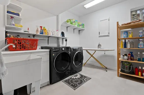 163 East St. James Road, North Vancouver For Sale - image 39