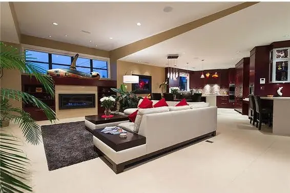944 Beaconsfield Road, North Vancouver For Sale - image 2