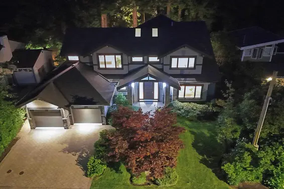 4062 Virginia Crescent, North Vancouver