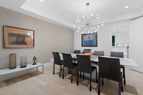 4062 Virginia Crescent, North Vancouver For Sale - image 10