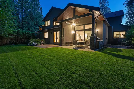 4062 Virginia Crescent, North Vancouver For Sale - image 2