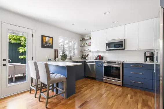 1645 St. Andrews Avenue, North Vancouver For Sale - image 3
