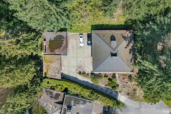 2755 Skilift Place, West Vancouver For Sale - image 40