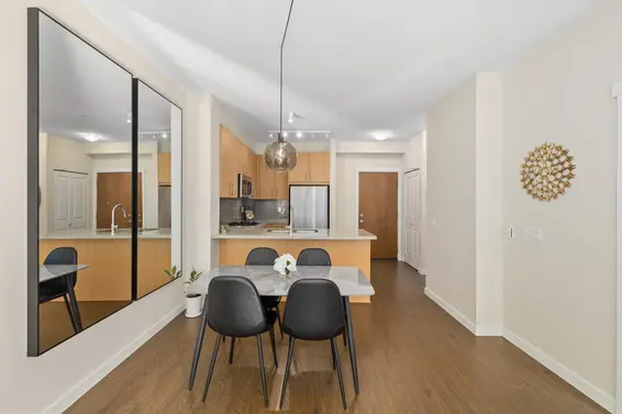 310 119 West 22nd Street, North Vancouver For Sale - image 4