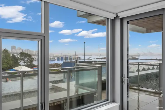 320 755 Harbourside Drive, North Vancouver For Sale - image 10