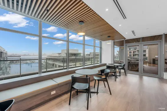 320 755 Harbourside Drive, North Vancouver For Sale - image 17