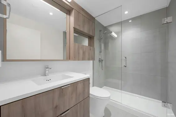 320 755 Harbourside Drive, North Vancouver For Sale - image 8