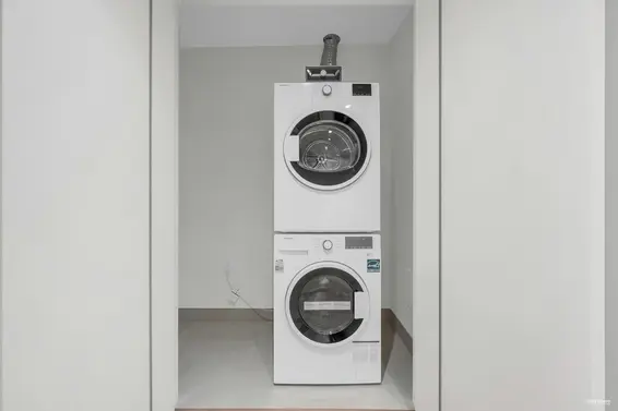 320 755 Harbourside Drive, North Vancouver For Sale - image 9