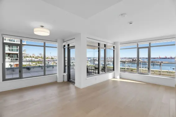 308 785 Harbour Way, North Vancouver