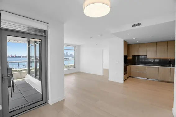308 785 Harbour Way, North Vancouver For Sale - image 5