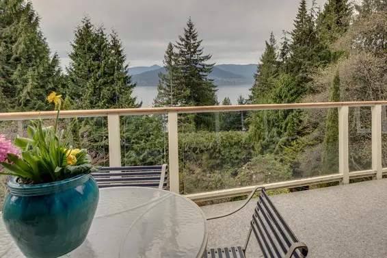 110 Oceanview Place, Lions Bay For Sale - image 10