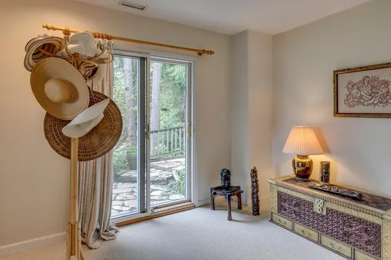 110 Oceanview Place, Lions Bay For Sale - image 25