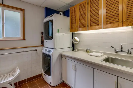 110 Oceanview Place, Lions Bay For Sale - image 34