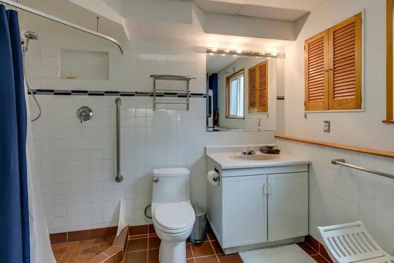 110 Oceanview Place, Lions Bay For Sale - image 35