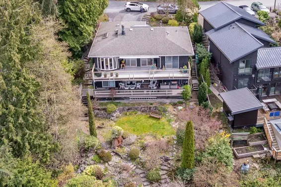 110 Oceanview Place, Lions Bay For Sale - image 40