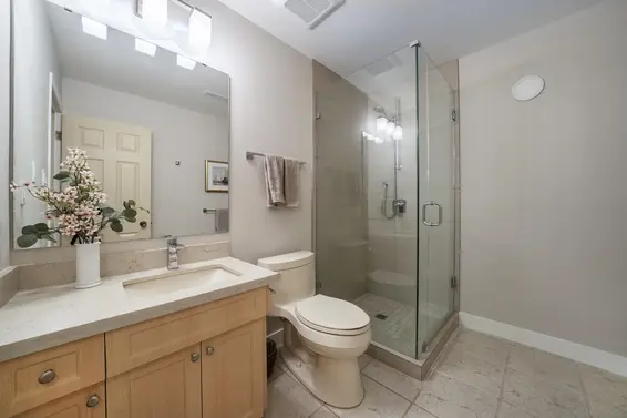 4710 Meadfeild Road, West Vancouver For Sale - image 24