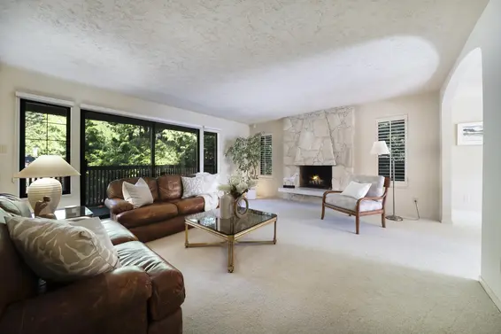 4710 Meadfeild Road, West Vancouver For Sale - image 3