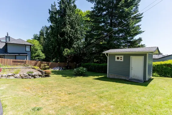4370 Mountain Highway, North Vancouver For Sale - image 15