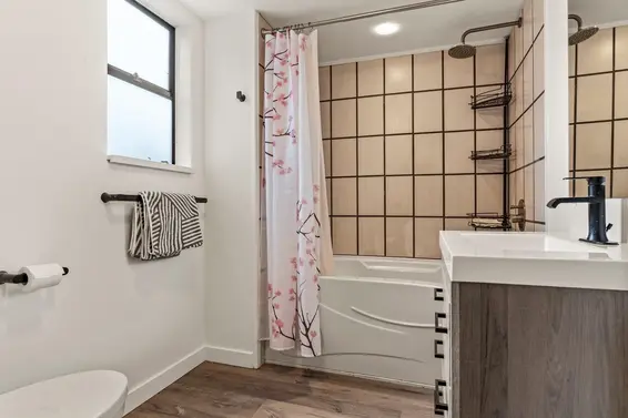 739 East 26th Street, North Vancouver For Sale - image 29