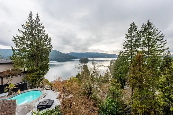 1566 Look Out Point, North Vancouver
